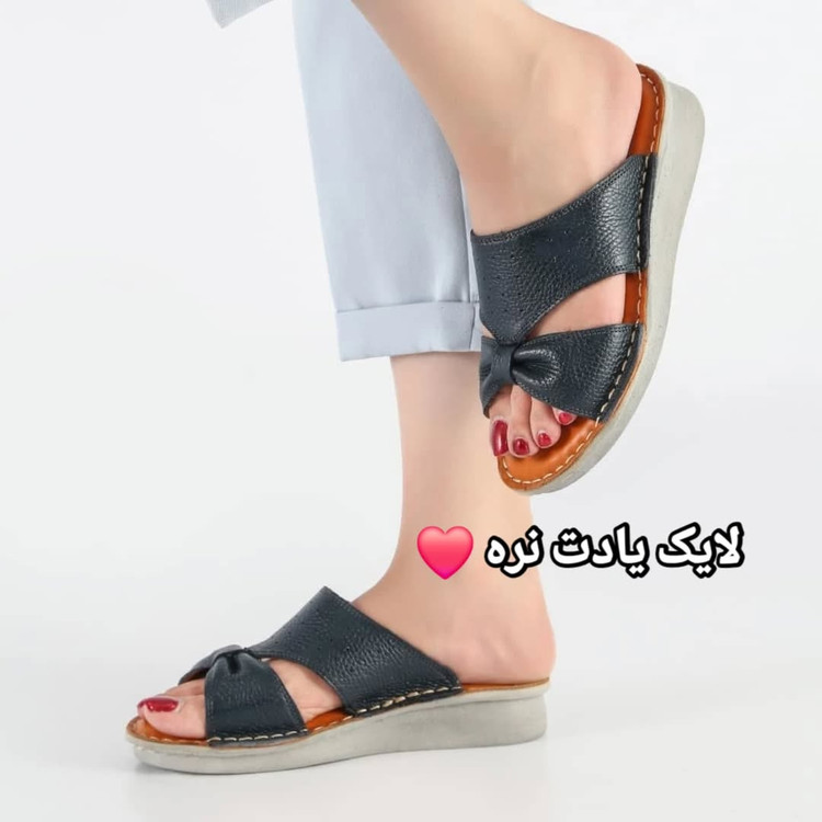 دمپایی تمام چرم طبعیی برند ماکسیم