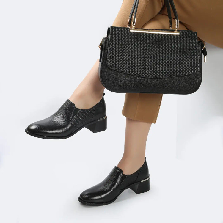 کفش رسمی چرم پاشنه ۵ سانتیمتری